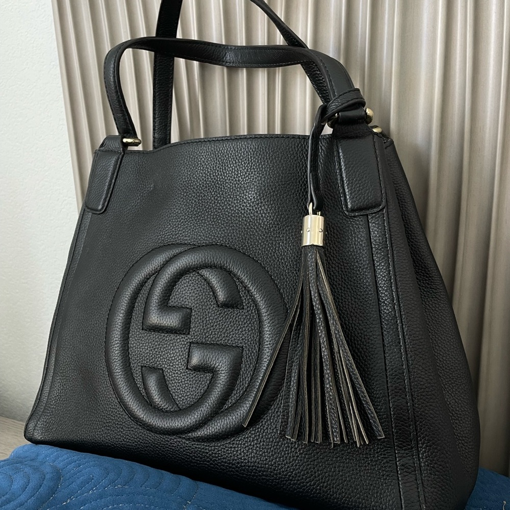 Auth Gucci Soho bag